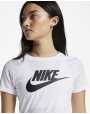 Nike Sportswear Essential